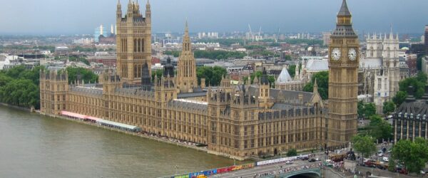 UK <br>FOR THAI PASSPORT HOLDERS</br>